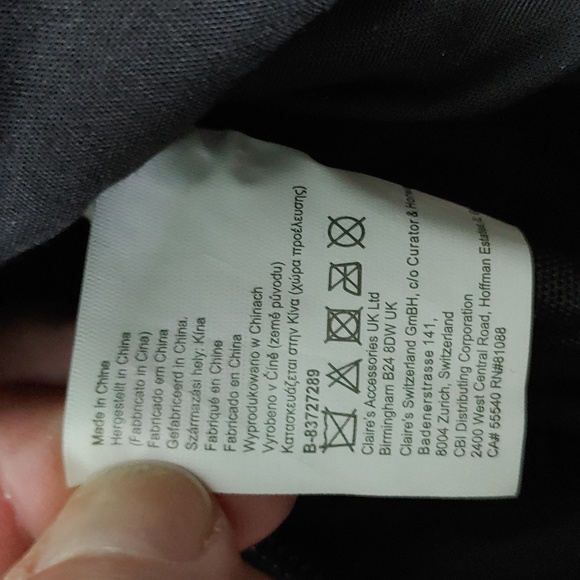 ICING Faux Leather Sequined Fanny Pack. - Picture 6 of 6